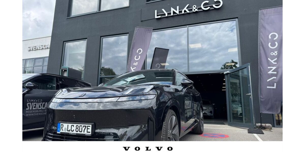 Lynk & Co 08 6.999 km 46.490 &euro; Regensburg 93055