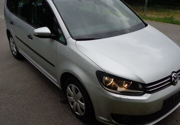VW Touran 182.732 km 6.500 &euro; Regensburg 93055