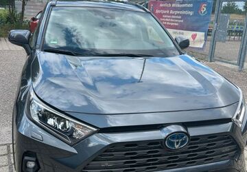 Toyota RAV 4 9.427 km 35.000 &euro; Regensburg 93055