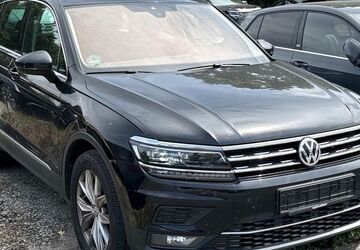 VW Tiguan 99.500 km 21.950 &euro; Regensburg 93059