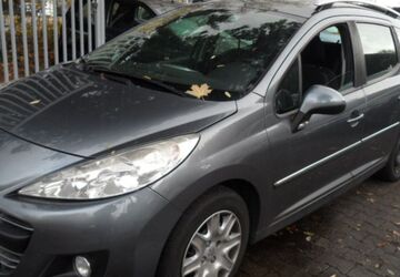 Peugeot 207 167.758 km 999 &euro; Regensburg 93055