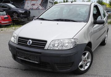 Fiat Punto 104.000 km 1.899 &euro; Barbing 93092