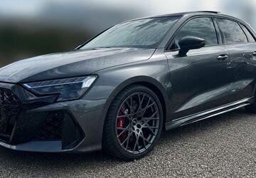 Audi RS3 6.110 km 64.390 &euro; Langquaid 84085