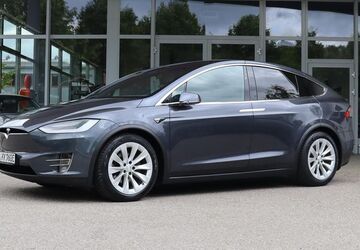 Tesla Model X 208.235 km 26.900 &euro; Pentling bei Regensburg 93080