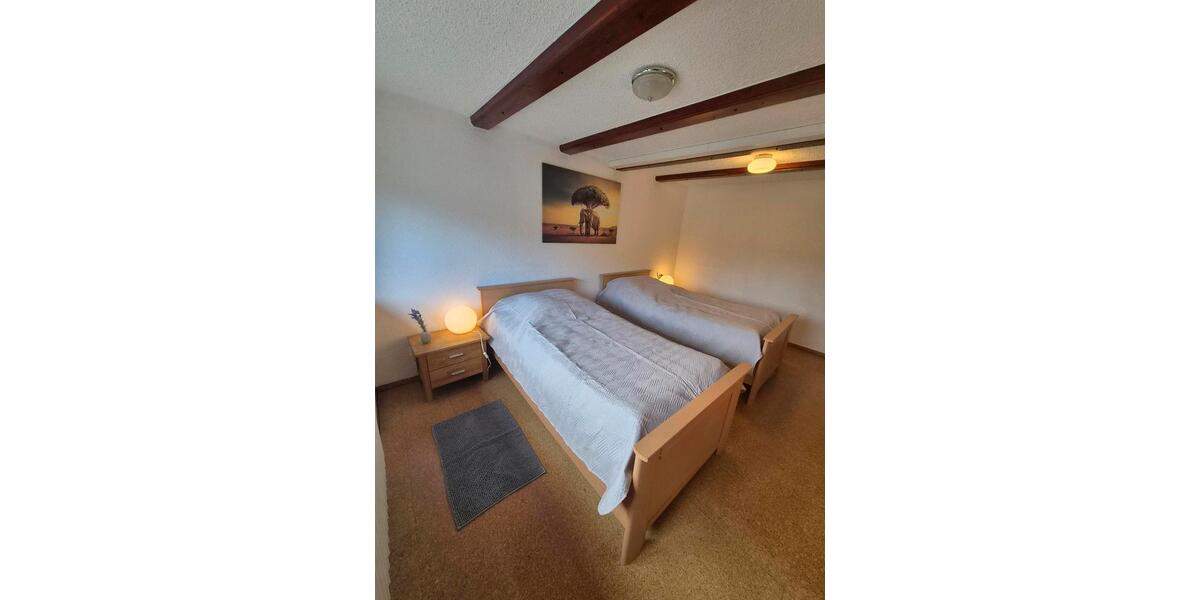 Erdgeschoßwohnung Bad Abbach - 2 Zimmer, 45 m&sup2;, 60&euro; | Angebot:26651982