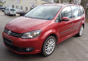 VW Touran 144.022 km 8.300 &euro; Regensburg 93055