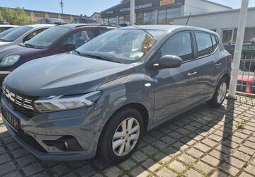 Dacia Sandero 16.450 km 15.990 &euro; Beratzhausen 93176