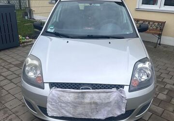 Ford Fiesta 127.000 km 1.500 &euro; Geiselhöring 94333