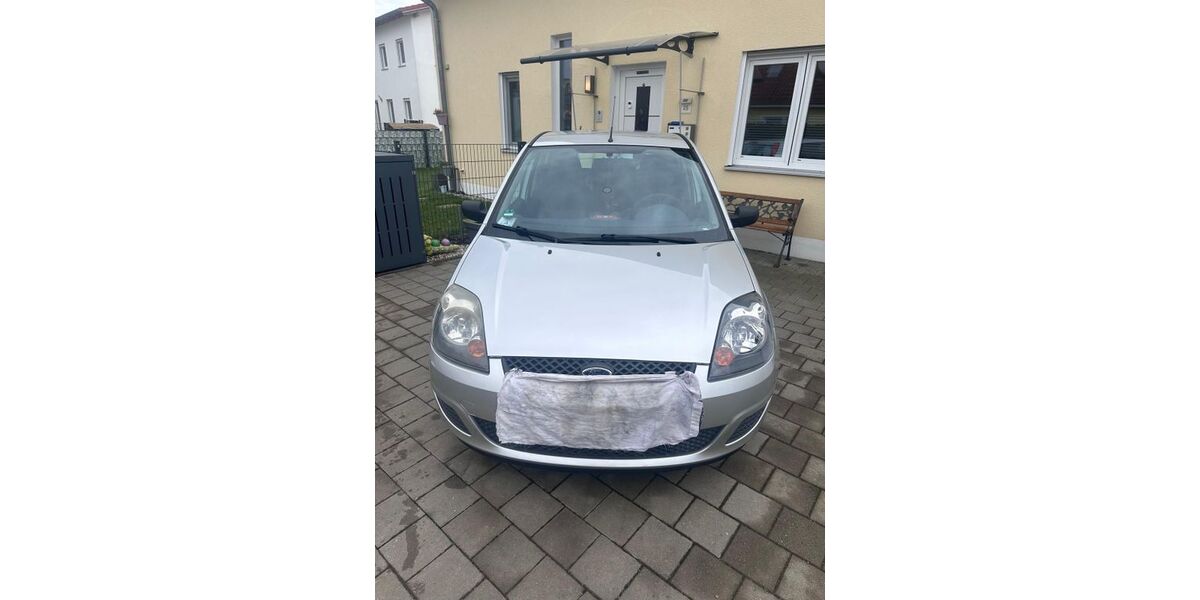 Ford Fiesta 127.000 km 1.500 &euro; Geiselhöring 94333