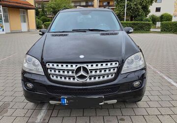 Mercedes-Benz ML 320 394.000 km 3.700 &euro; Regensburg 93059