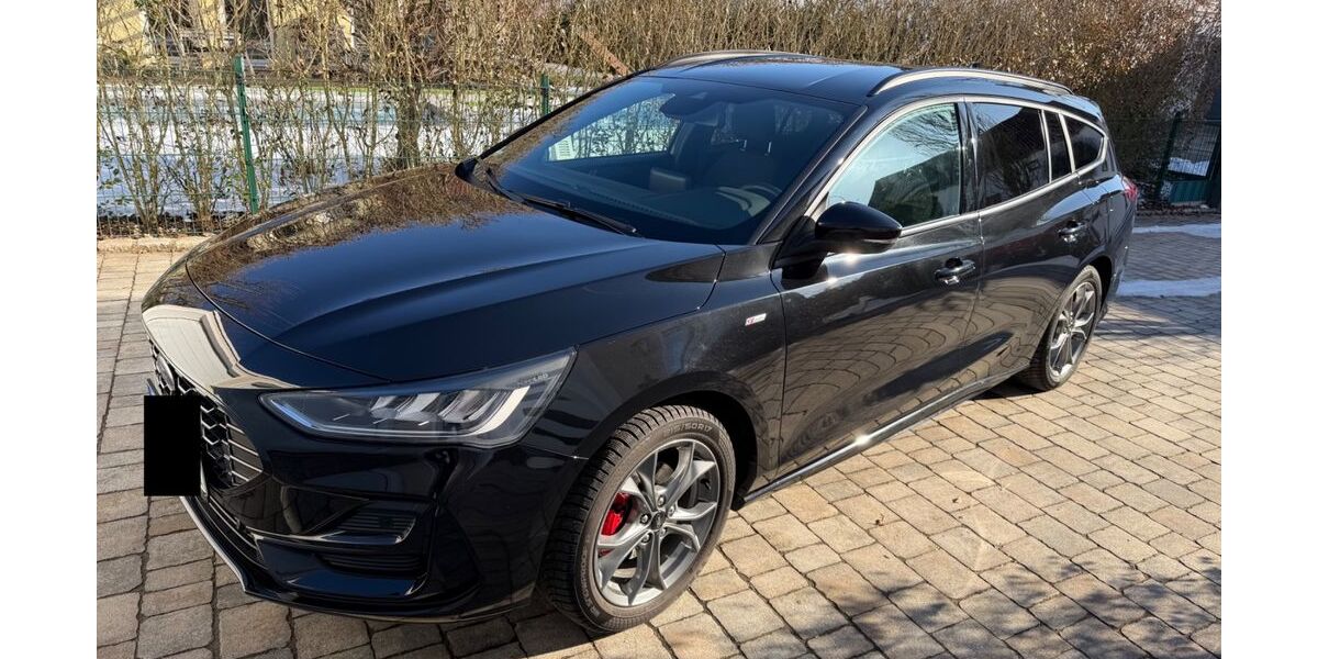 Ford Focus 29.000 km 19.990 &euro; Regensburg 93055