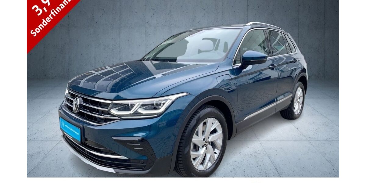 VW Tiguan 42.531 km 28.970 &euro; Saal a.d. Donau 93342