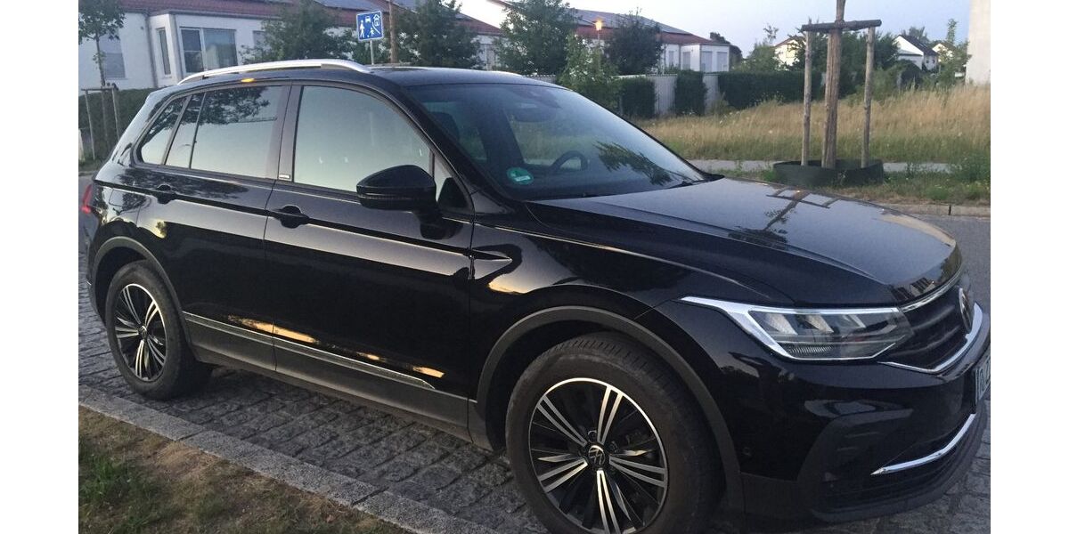 VW Tiguan 97.000 km 22.680 &euro; Regensburg 93049