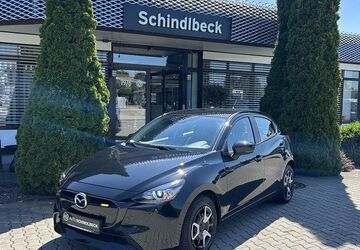 Mazda 2 4.580 km 16.900 &euro; Regensburg 93055