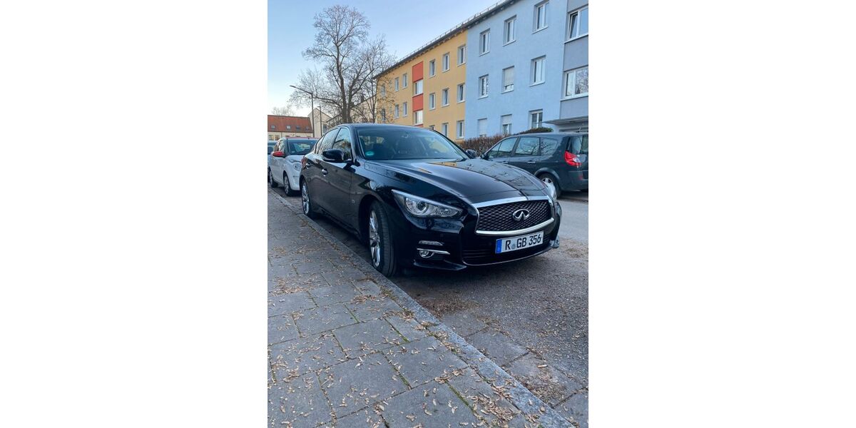 INFINITI Q50 136.000 km 11.500 &euro; Regensburg 93057