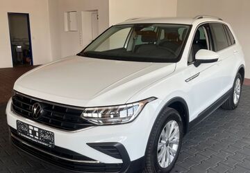 VW Tiguan 55.600 km 23.890 &euro; Regensburg 93057