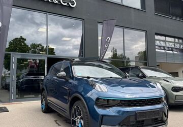 Lynk & Co 01 64.540 km 20.990 &euro; Regensburg 93055