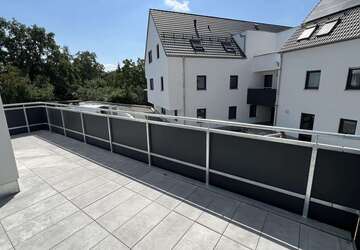 Wohnung Regenstauf - 3 Zimmer, 97 m&sup2;, 1.460&euro; | Angebot:27348924