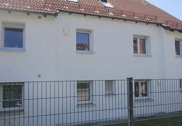 Wohnung Deuerling - 4 Zimmer, 95 m&sup2;, 990&euro; | Angebot:27349556