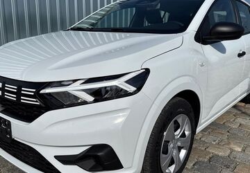 Dacia Sandero 5.400 km 14.490 &euro; Wörth an der Donau 93086