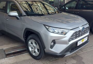 Toyota RAV 4 213.300 km 21.750 &euro; Sarching 93092