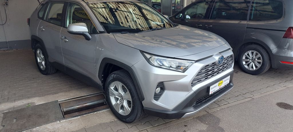 Toyota RAV 4 213.300 km 21.750 &euro; Sarching 93092