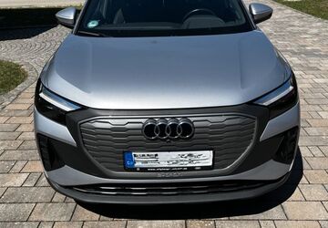 Audi Q4 e-tron 52.000 km 29.300 &euro; Painten 93351