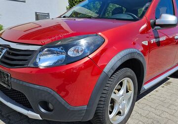 Dacia Sandero 147.000 km 3.480 &euro; Regensburg 93057