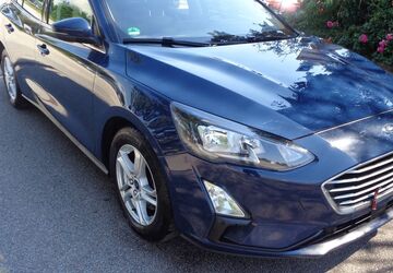Ford Focus 146.491 km 7.500 &euro; Regensburg 93055